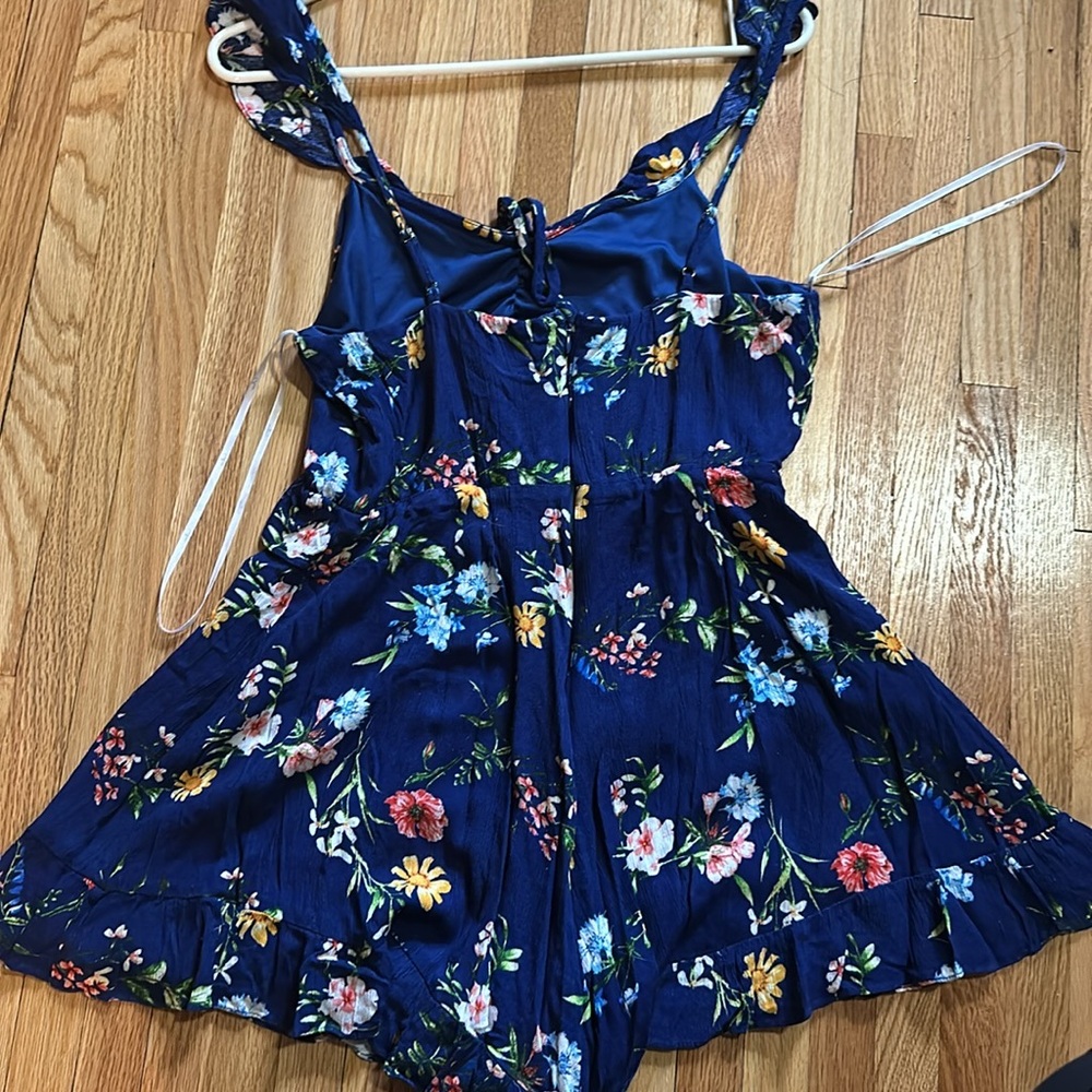 Lulus romper - Picture 4 of 4